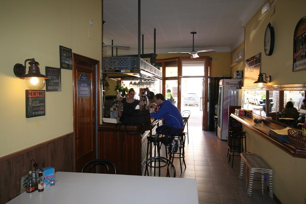 Hostal Juventus ปอร์ตเบา ภายนอก รูปภาพ