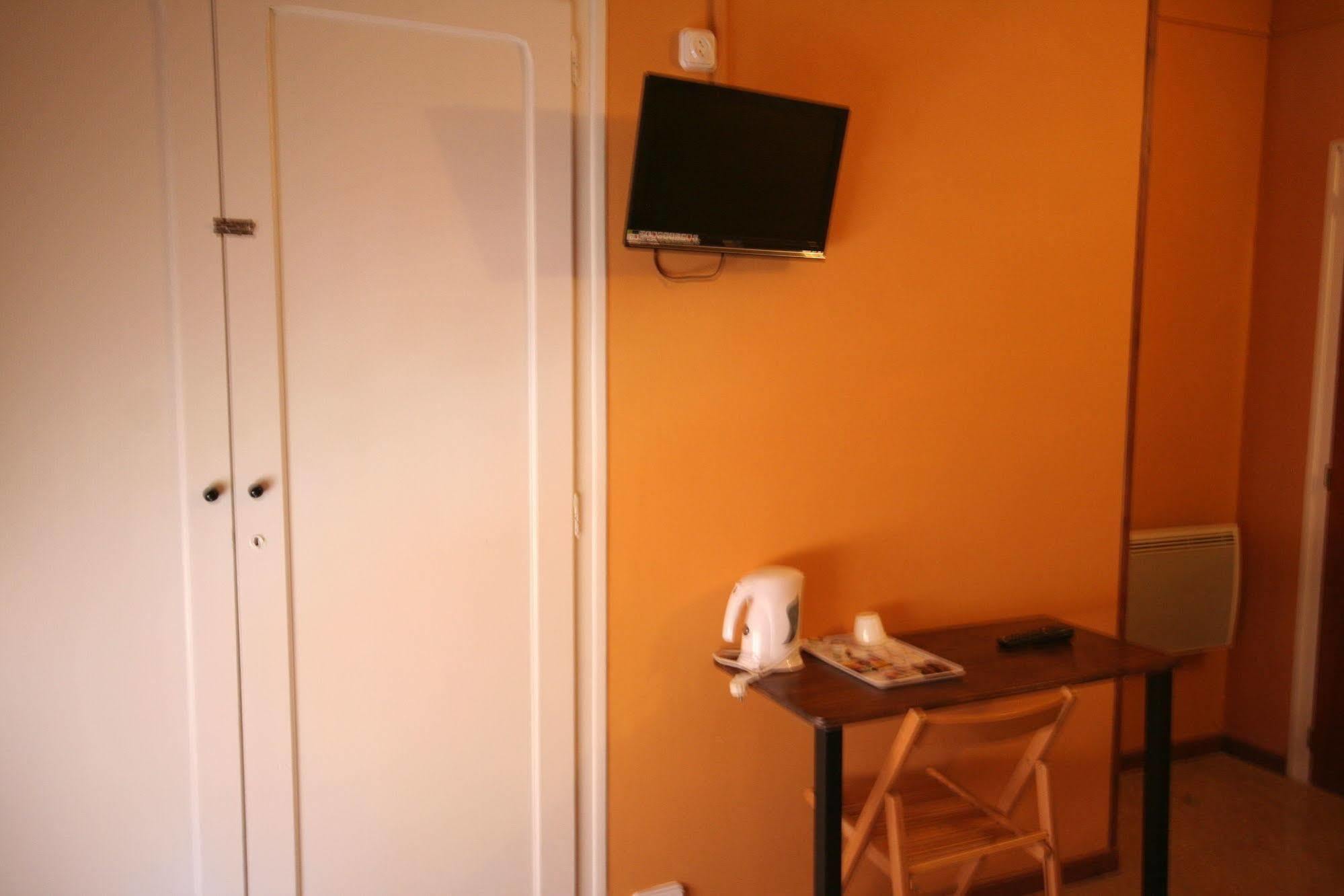 Hostal Juventus ปอร์ตเบา ภายนอก รูปภาพ