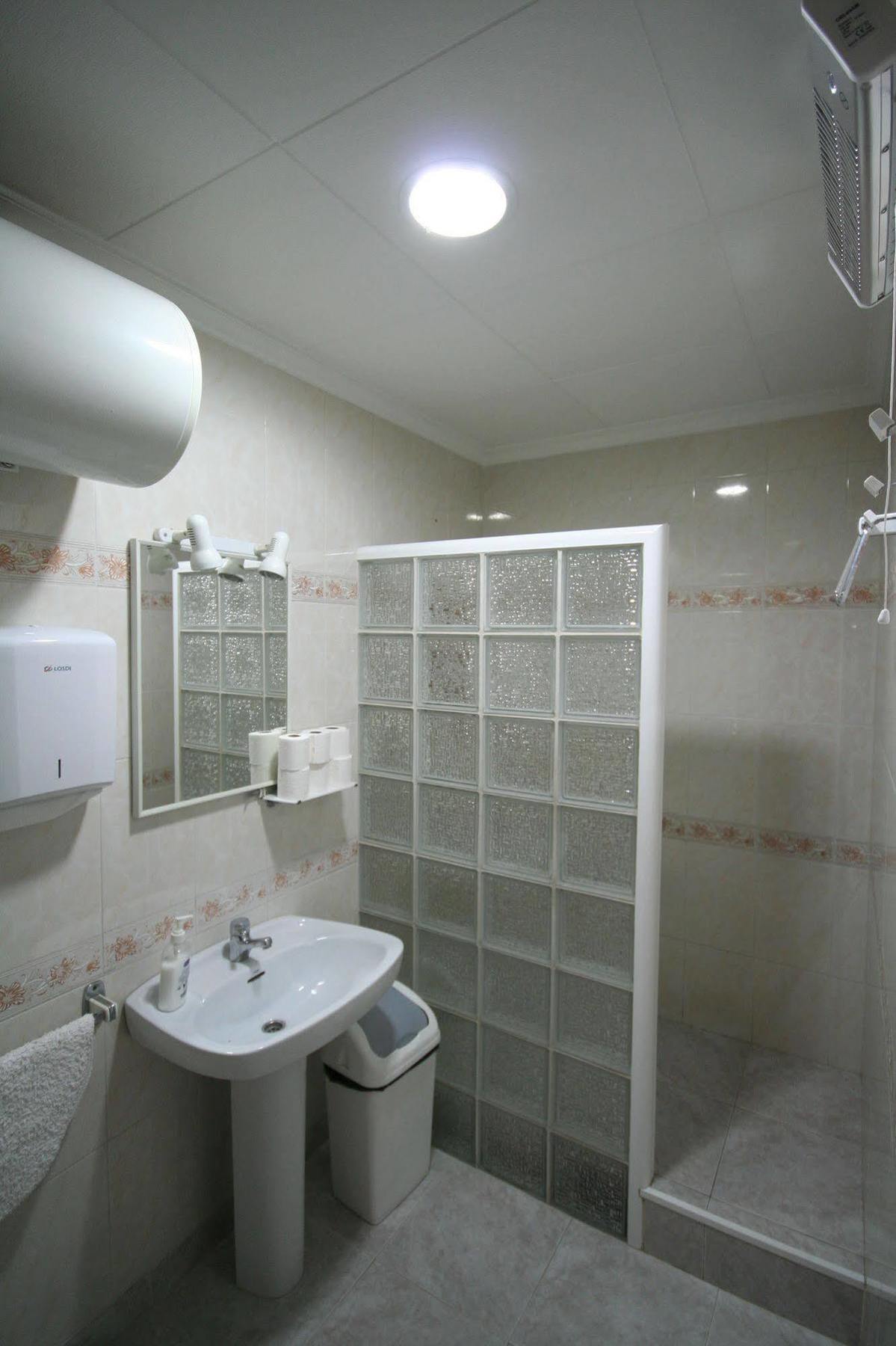 Hostal Juventus ปอร์ตเบา ภายนอก รูปภาพ